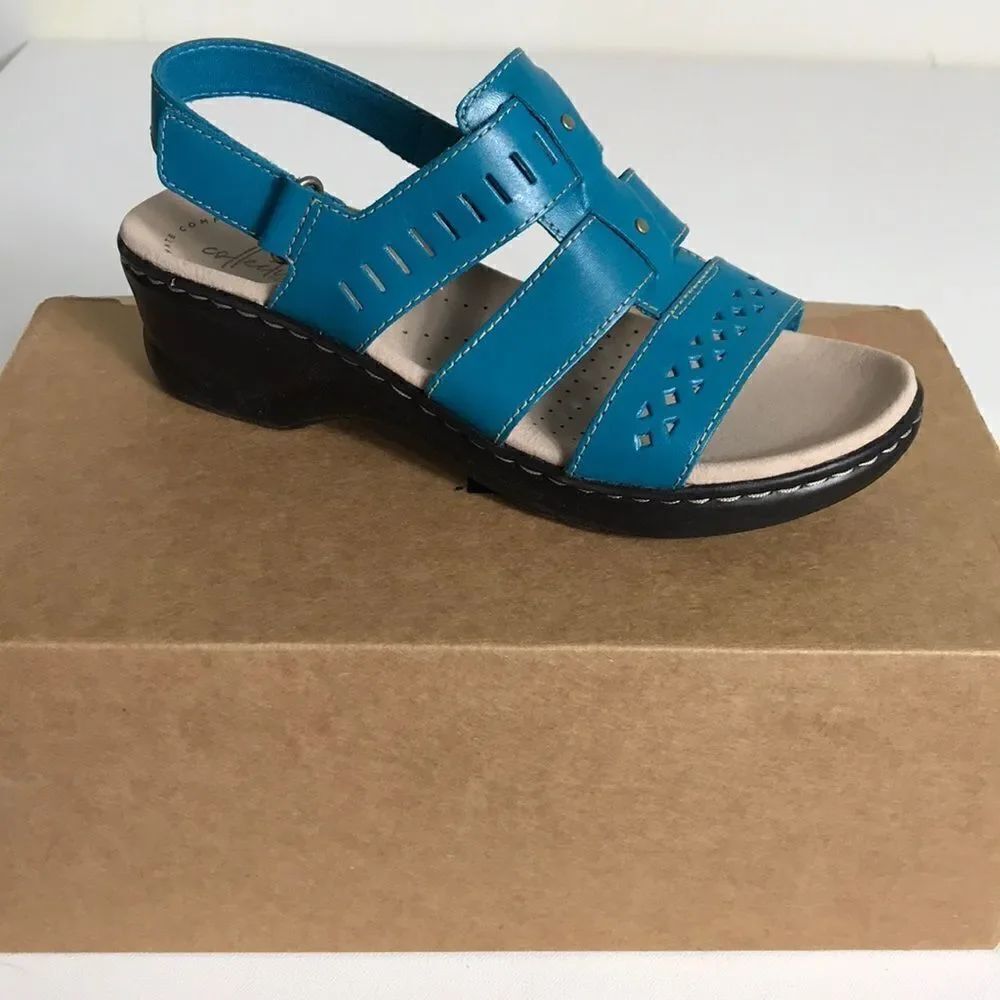 Clarks Lexi Qwin Collection Leather Cut-Out Sandal - Picture 6 of 7